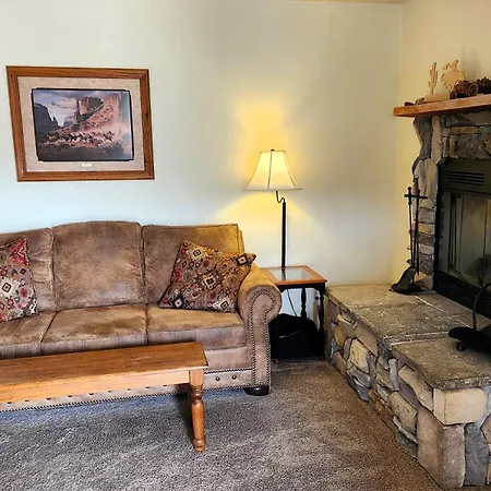 Arrowhead Country Cabins Mount Carmel Room photo